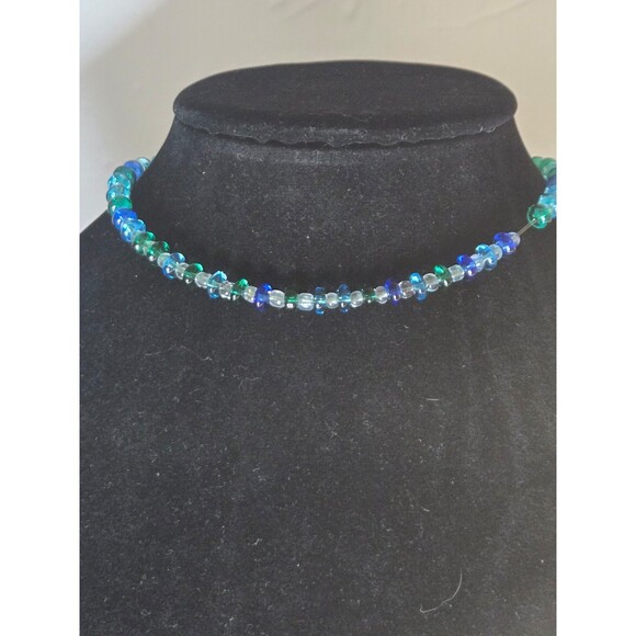 unbranded Jewelry - Beaded Stretch Necklace Blue Green and Clear Beads